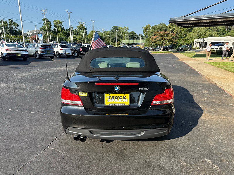 Used 2008 BMW 135i Convertible RWD image 4