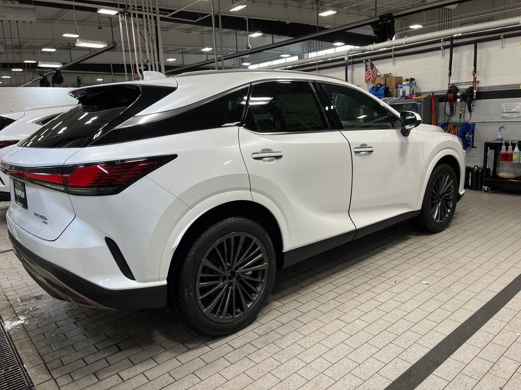 New 2026 Lexus RX 350h image 3