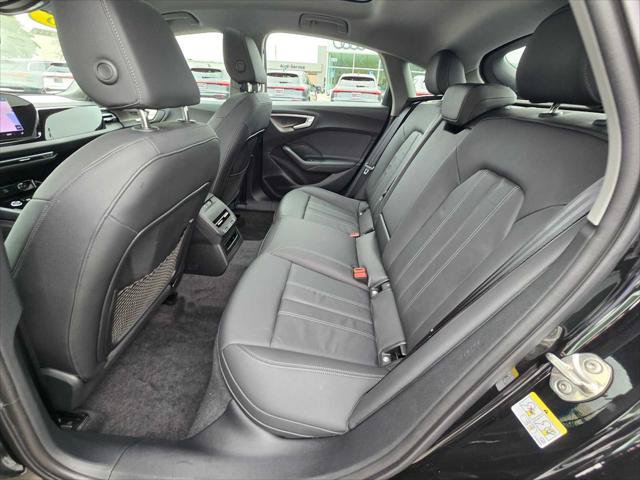Used 2025 Audi A5 2.0T Premium Plus w/ Premium Plus AWD/4WD image 16