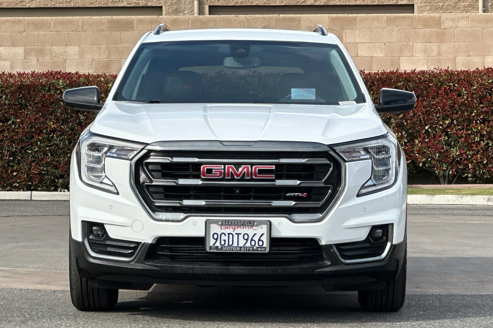 Certified 2023 GMC Terrain AT4 w/ Infotainment Package II image 9
