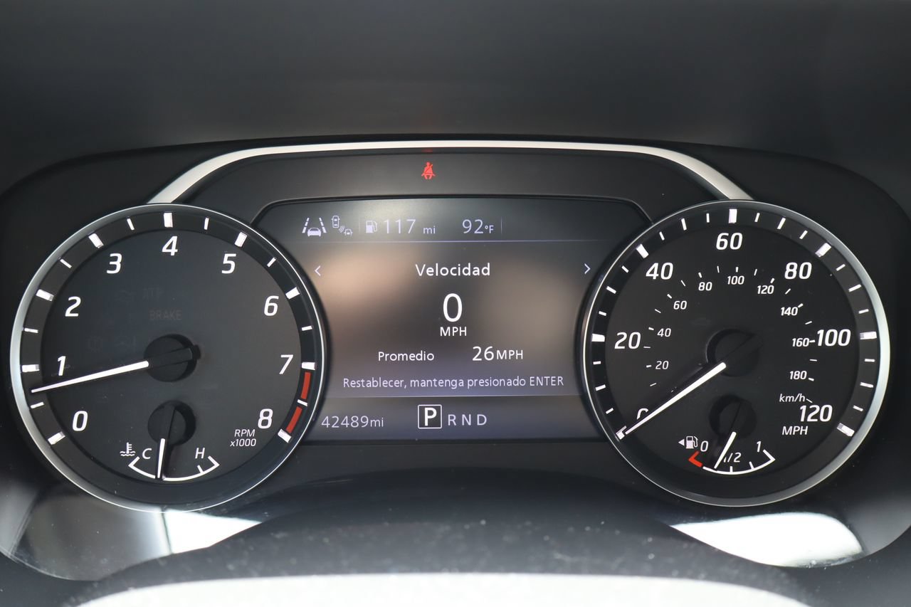 Used 2024 Nissan Frontier SL w/ Technology Package RWD image 10