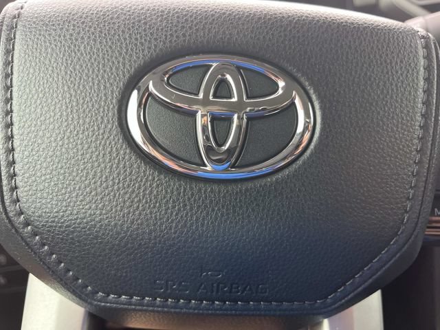 Used 2023 Toyota Tundra Limited w/ TRD Off-Road Package AWD/4WD image 35