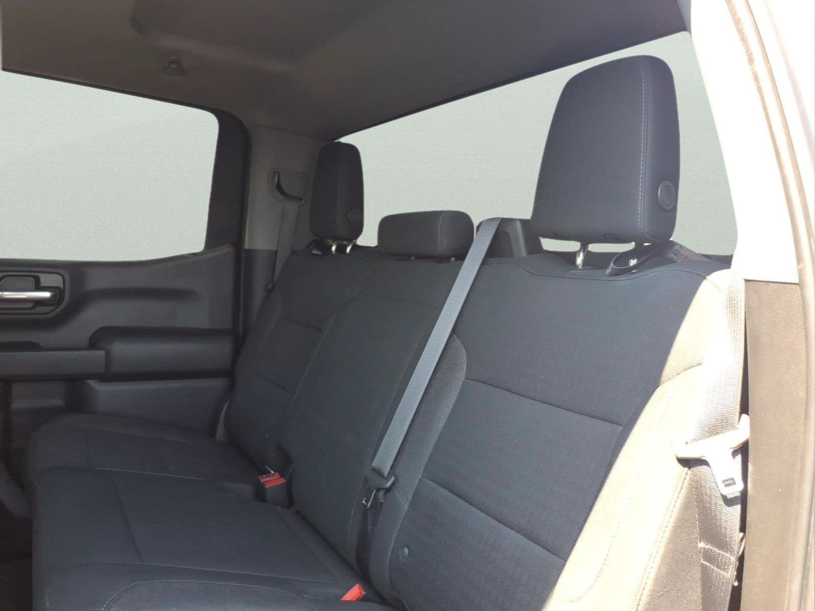 Used 2021 Chevrolet Silverado 1500 LT AWD/4WD image 12