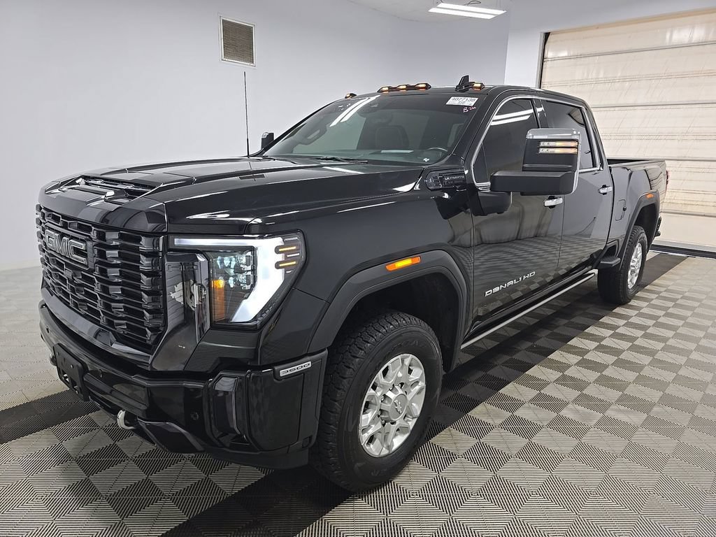 Used 2024 GMC Sierra 3500 Denali Ultimate AWD/4WD image 19