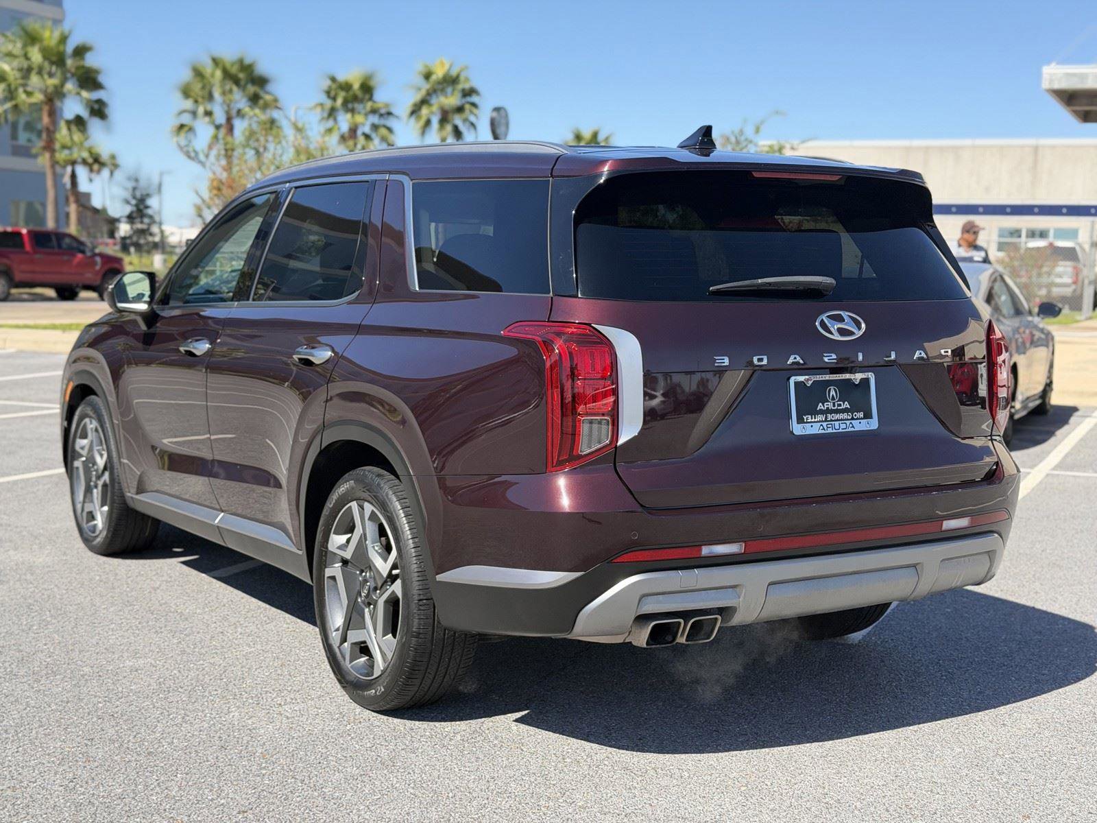 Used 2024 Hyundai Palisade SEL image 19