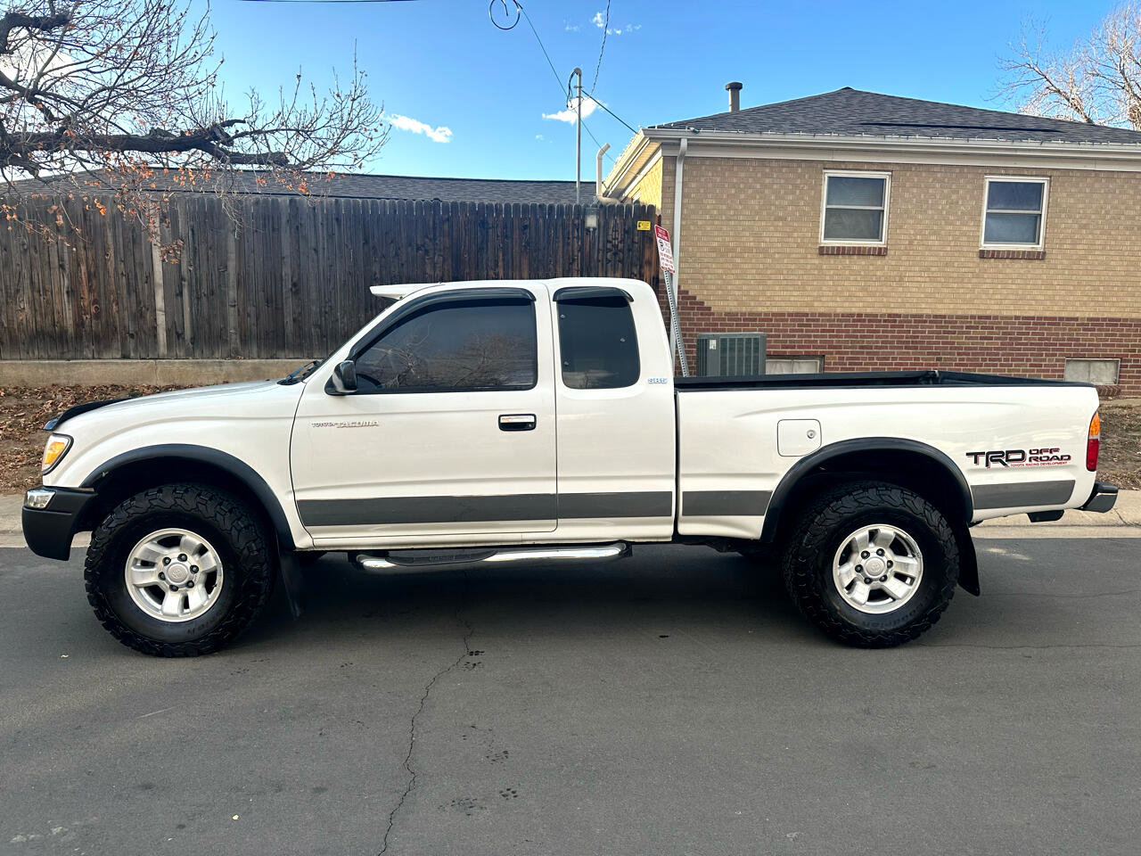 Used 1999 Toyota Tacoma 4x4 Xtracab V6 image 2