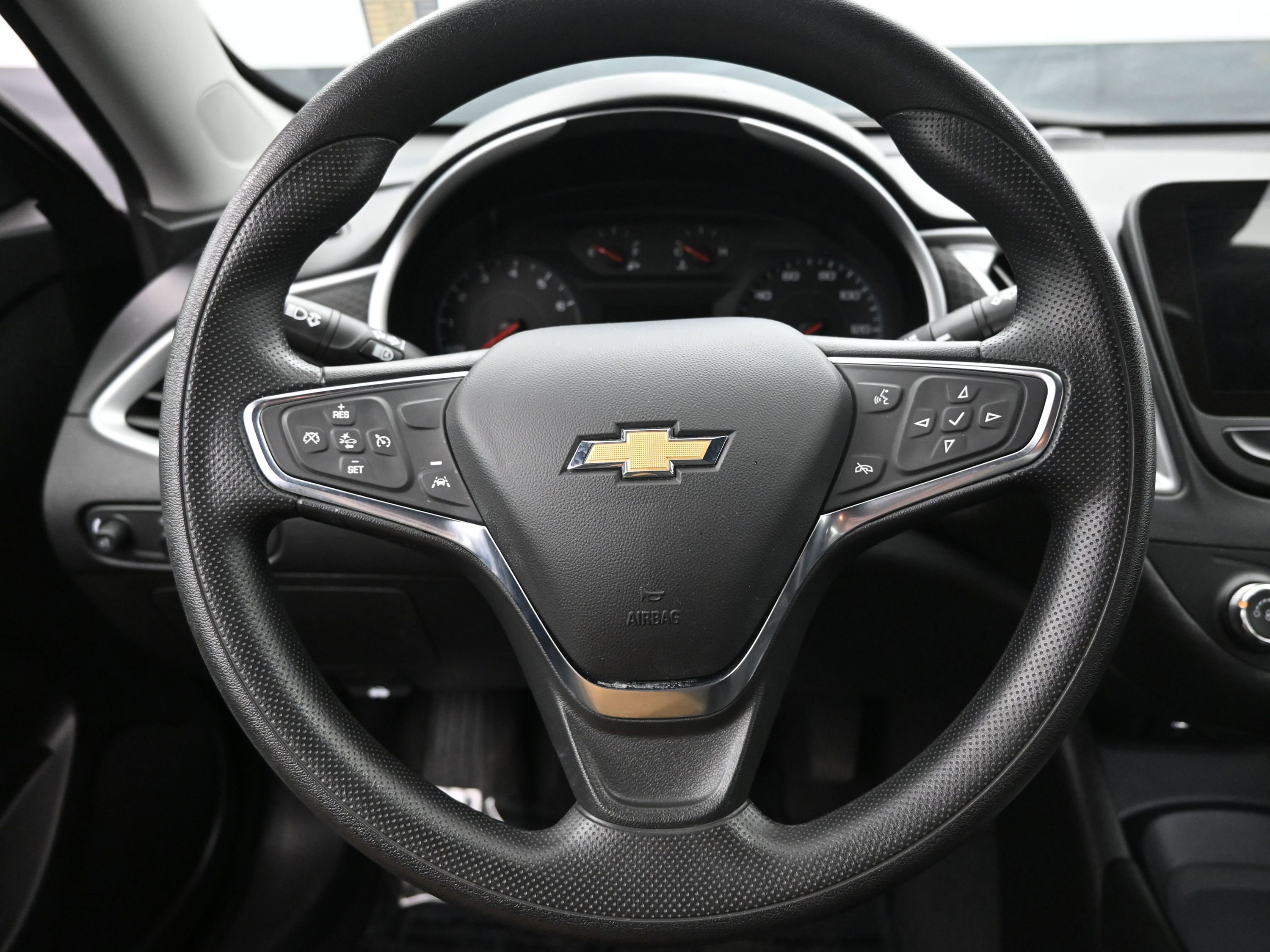 Used 2024 Chevrolet Malibu LS FWD image 13
