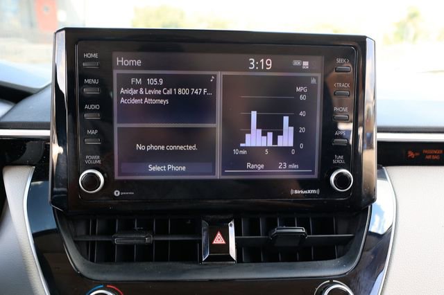 Used 2022 Toyota Corolla LE image 33