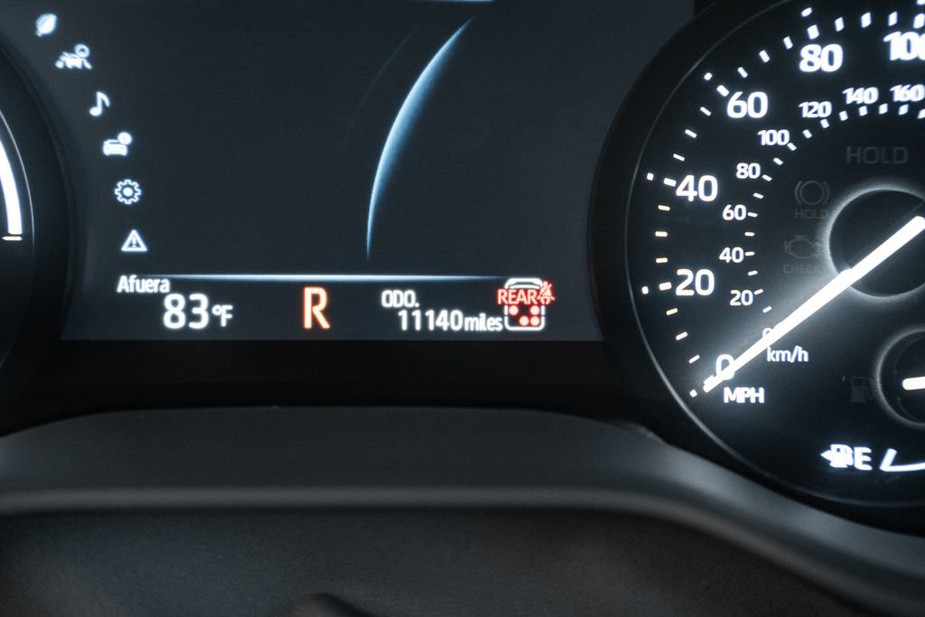 Used 2025 Toyota Sienna XLE FWD image 46