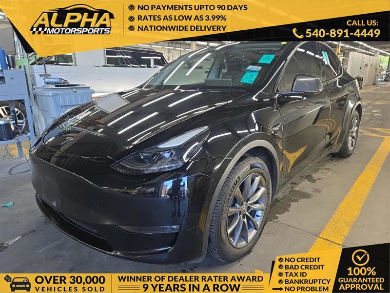 Used 2022 Tesla Model Y Long Range AWD/4WD image 1