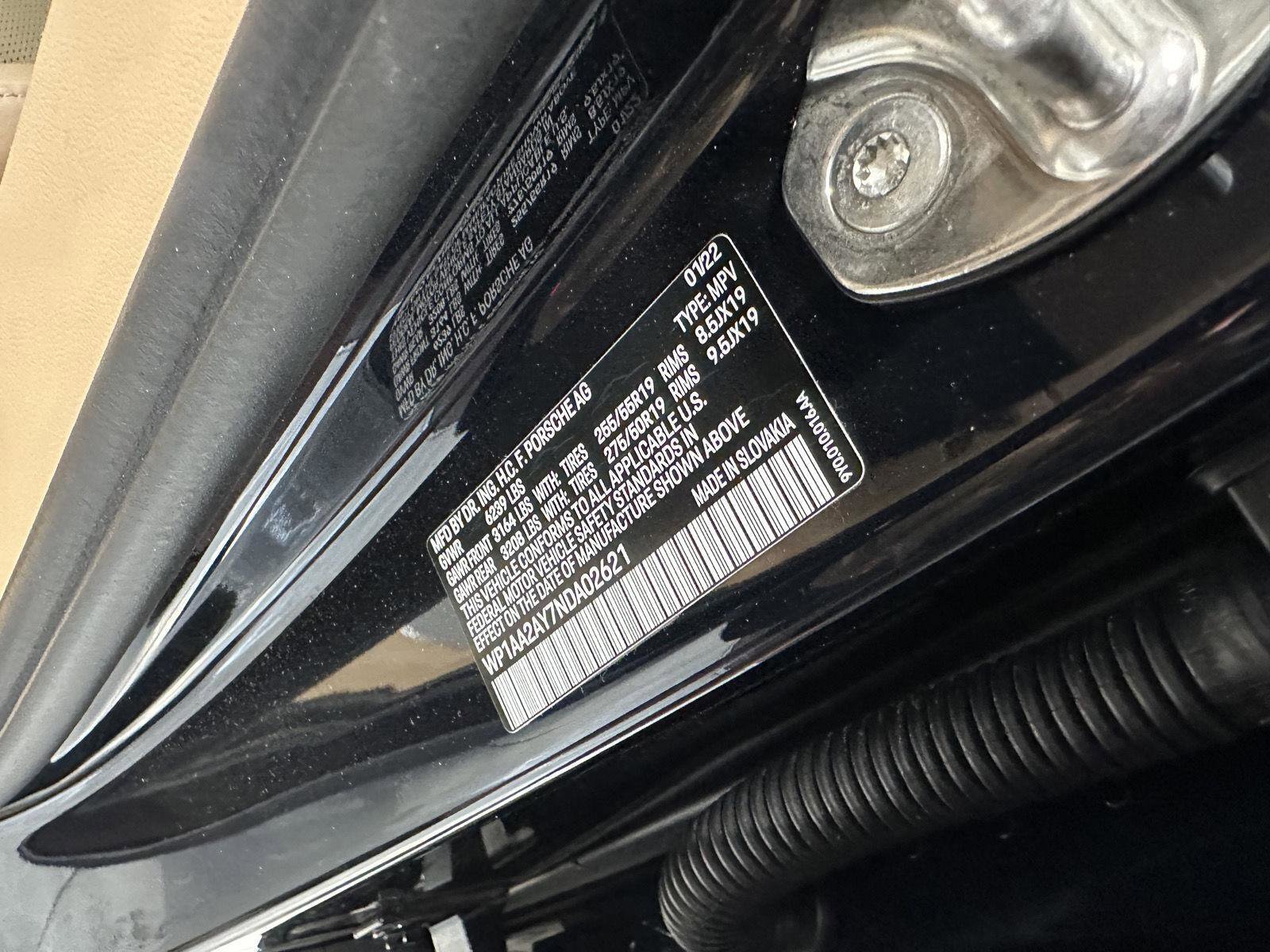 Certified 2022 Porsche Cayenne image 16