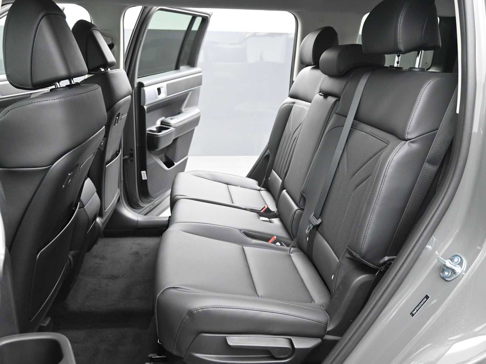 New 2026 Hyundai Santa Fe XRT image 13