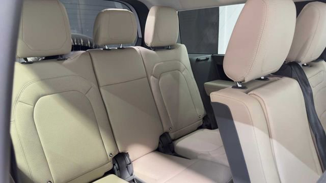 Used 2023 Land Rover Defender 130 S AWD/4WD image 19