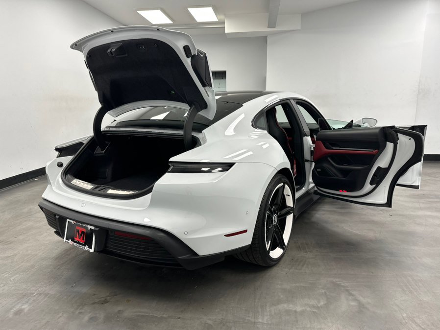 Used 2020 Porsche Taycan 4S image 23