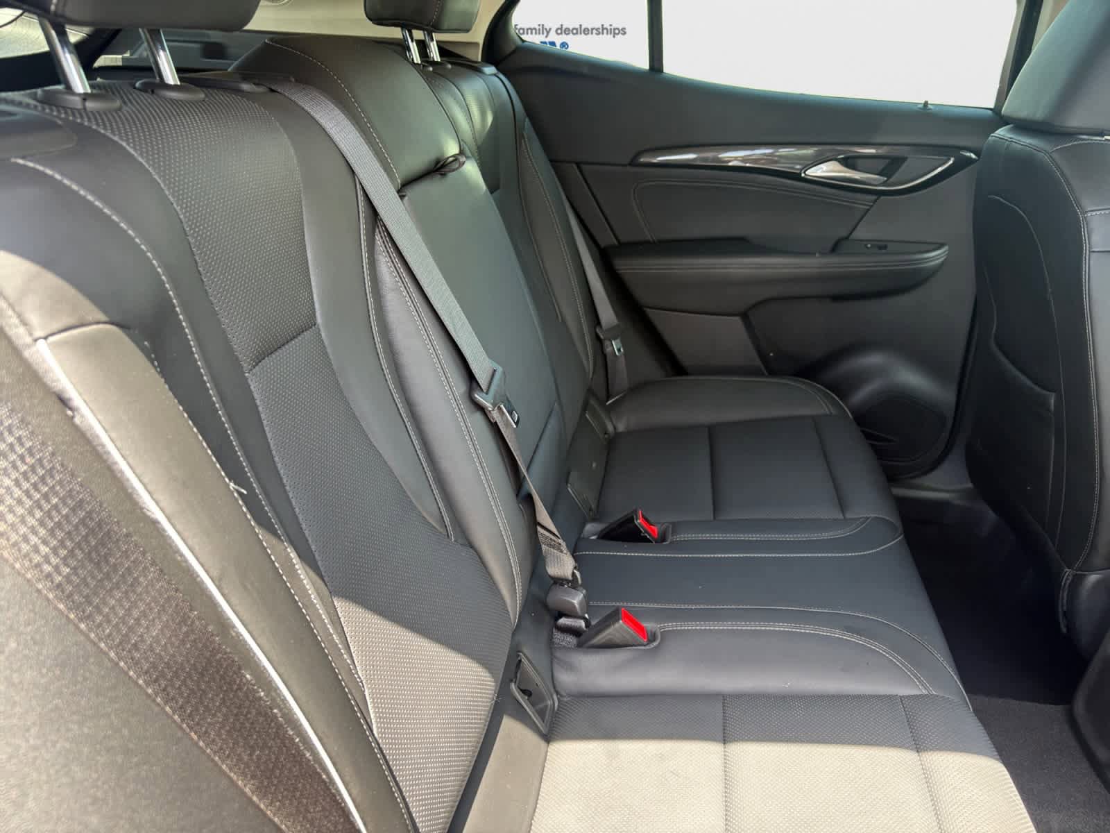 Used 2021 Buick Envision Essence AWD/4WD image 23