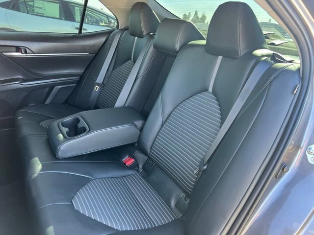 Used 2023 Toyota Camry SE image 16
