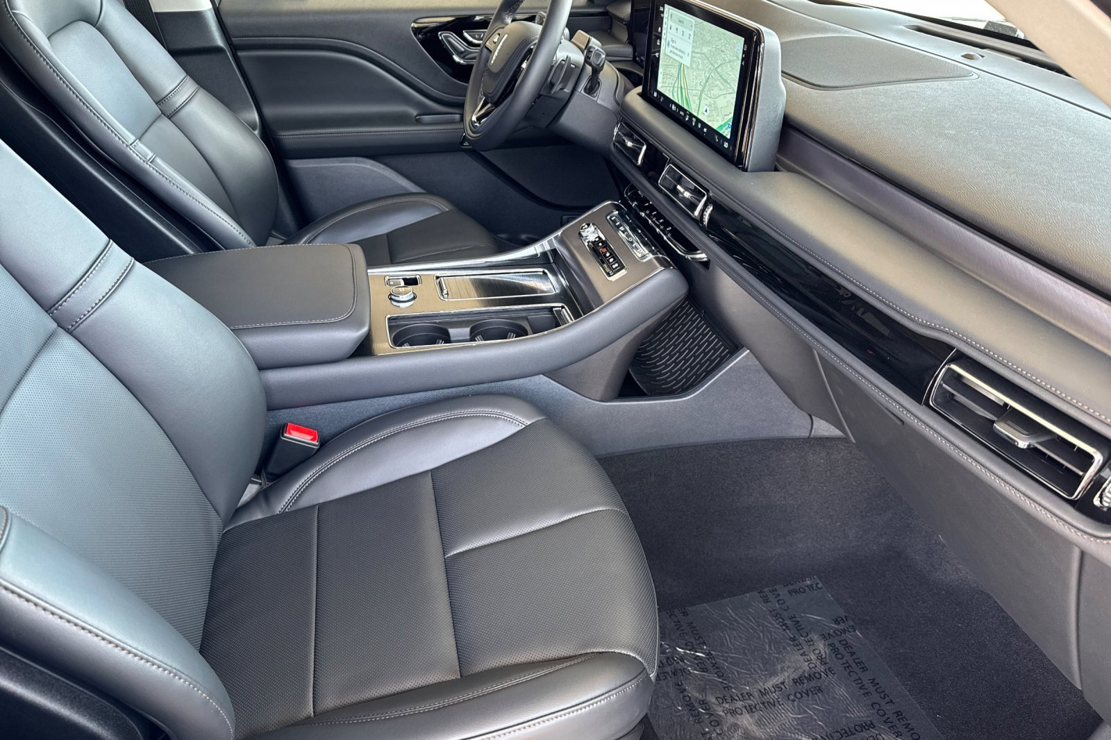 New 2025 Lincoln Aviator 2WD w/ Equipment Group 101A image 16