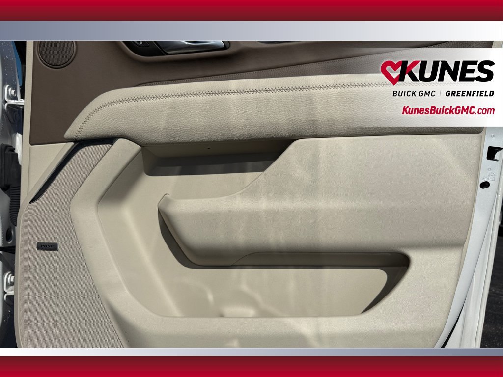 Used 2023 GMC Yukon XL Denali AWD/4WD image 38