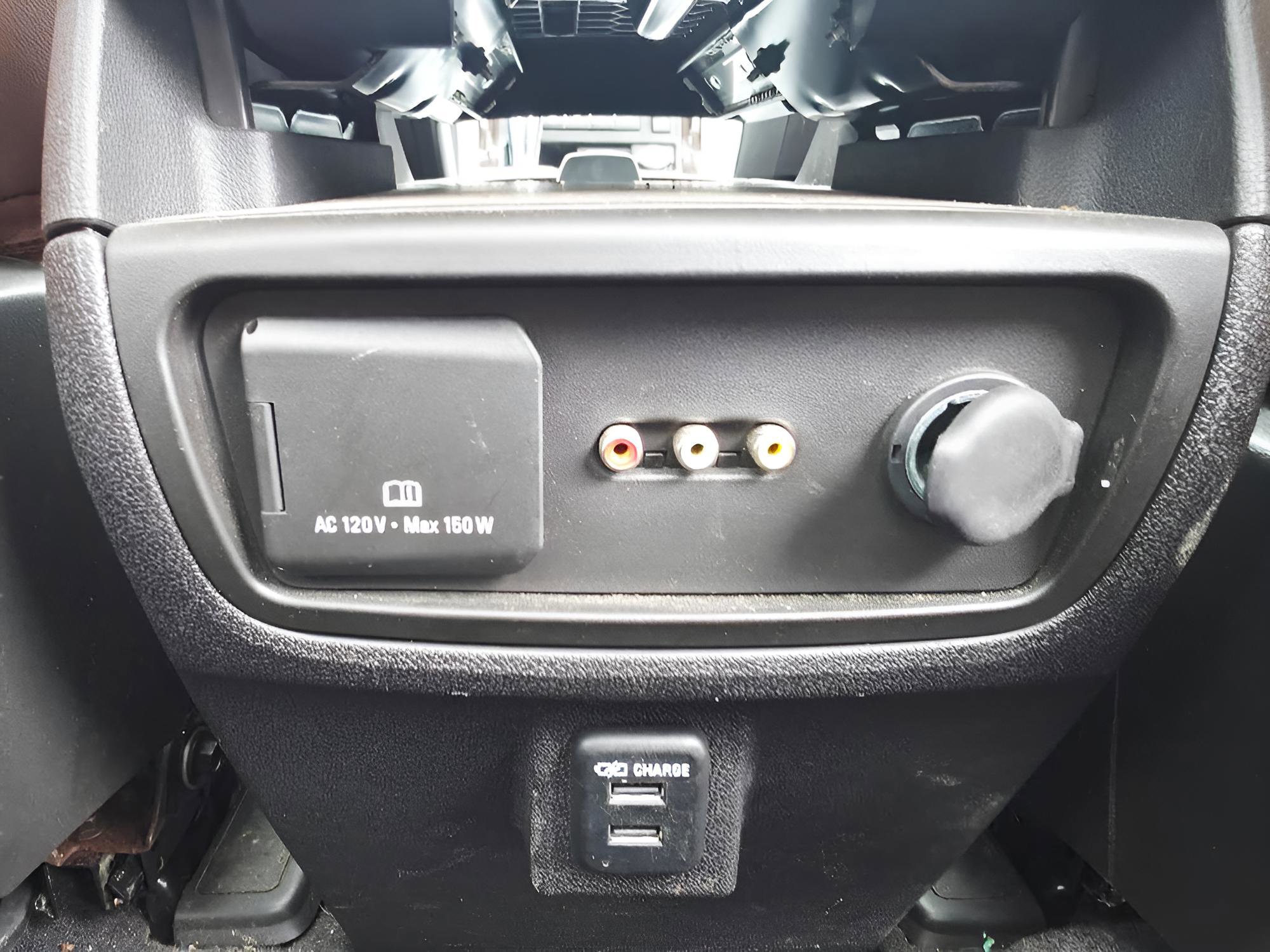 Used 2015 Chevrolet Traverse LTZ image 24