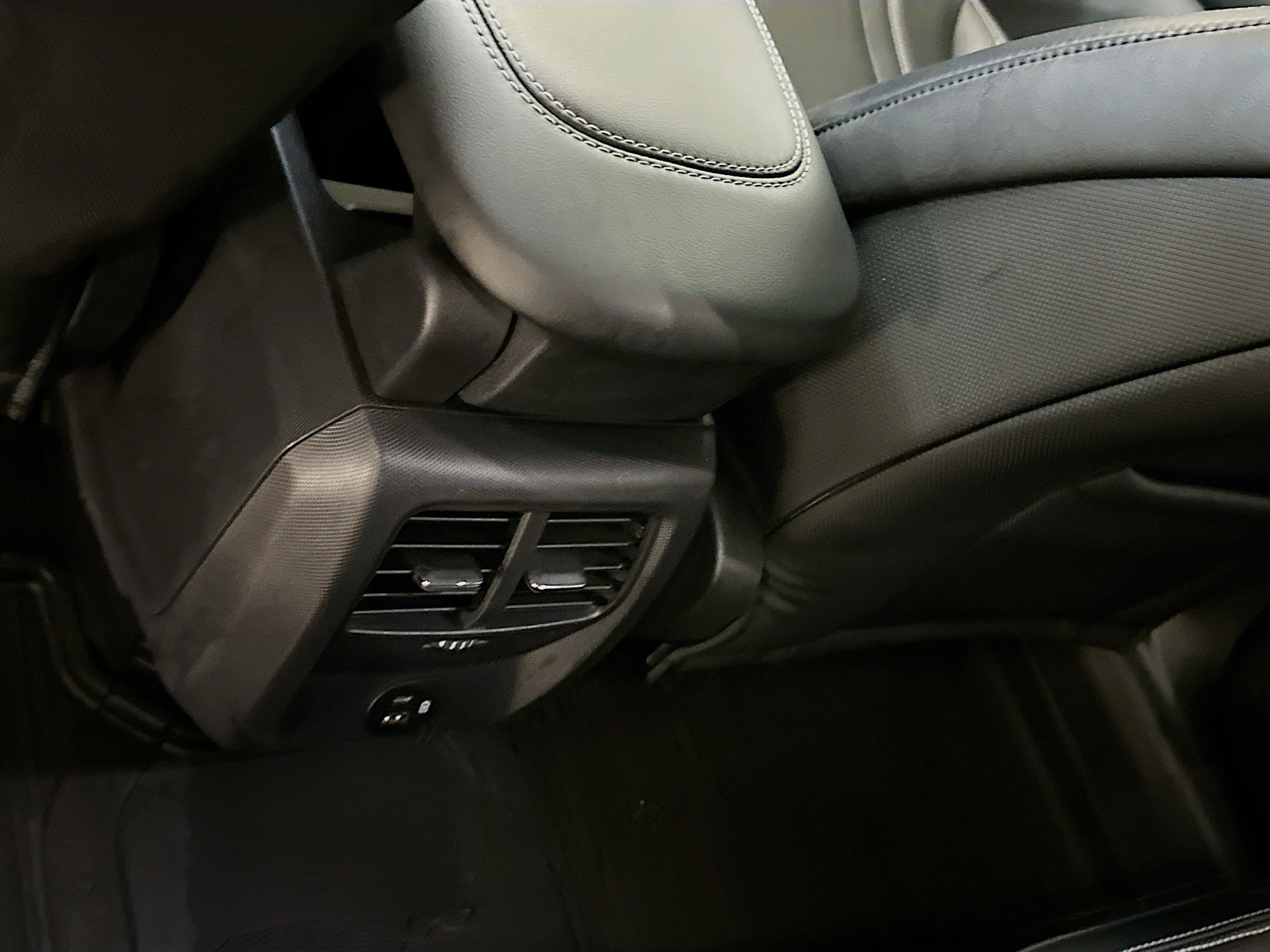 Used 2022 Ford Mustang Mach-E Premium image 29