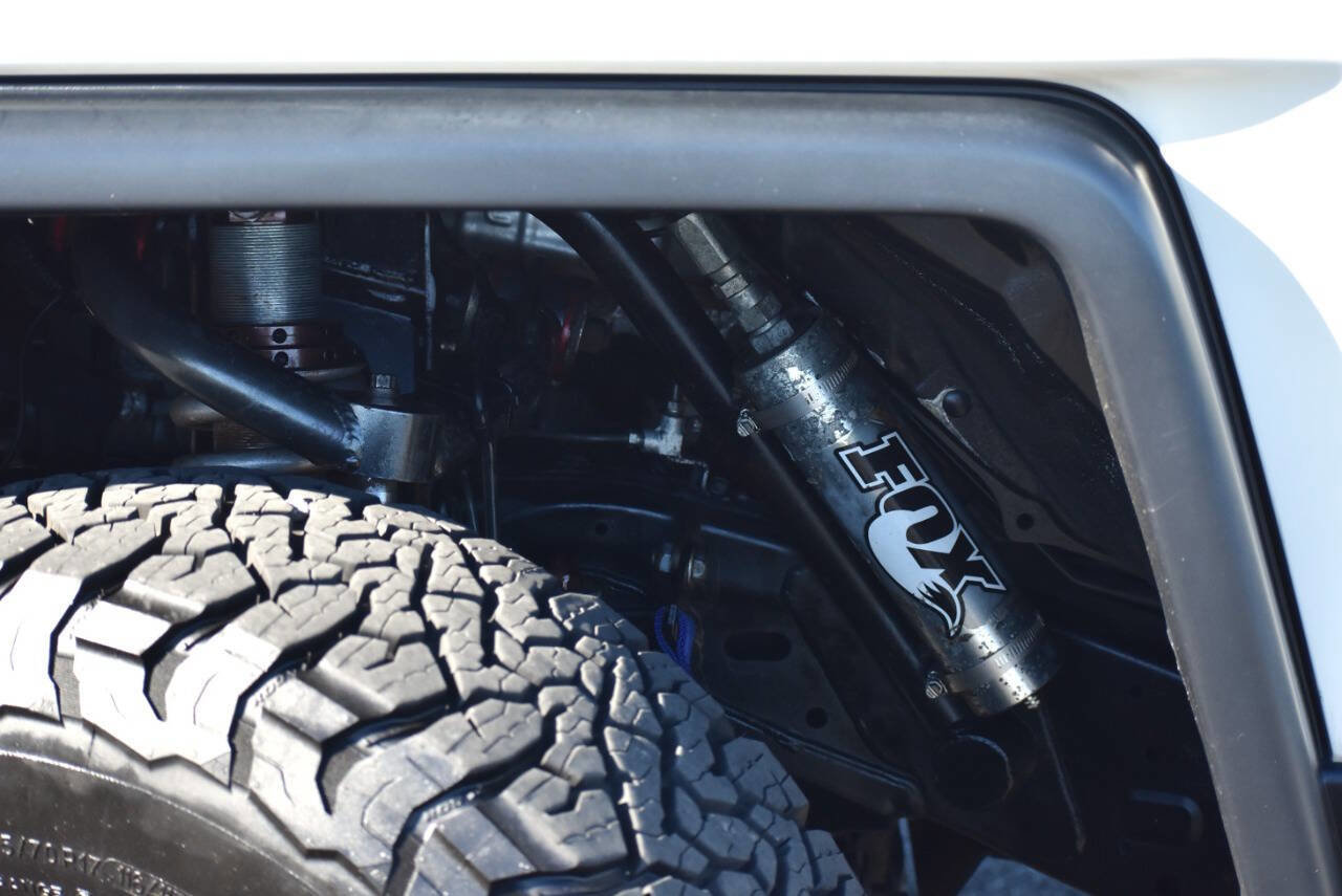 Used 2010 Toyota FJ Cruiser 4WD image 10