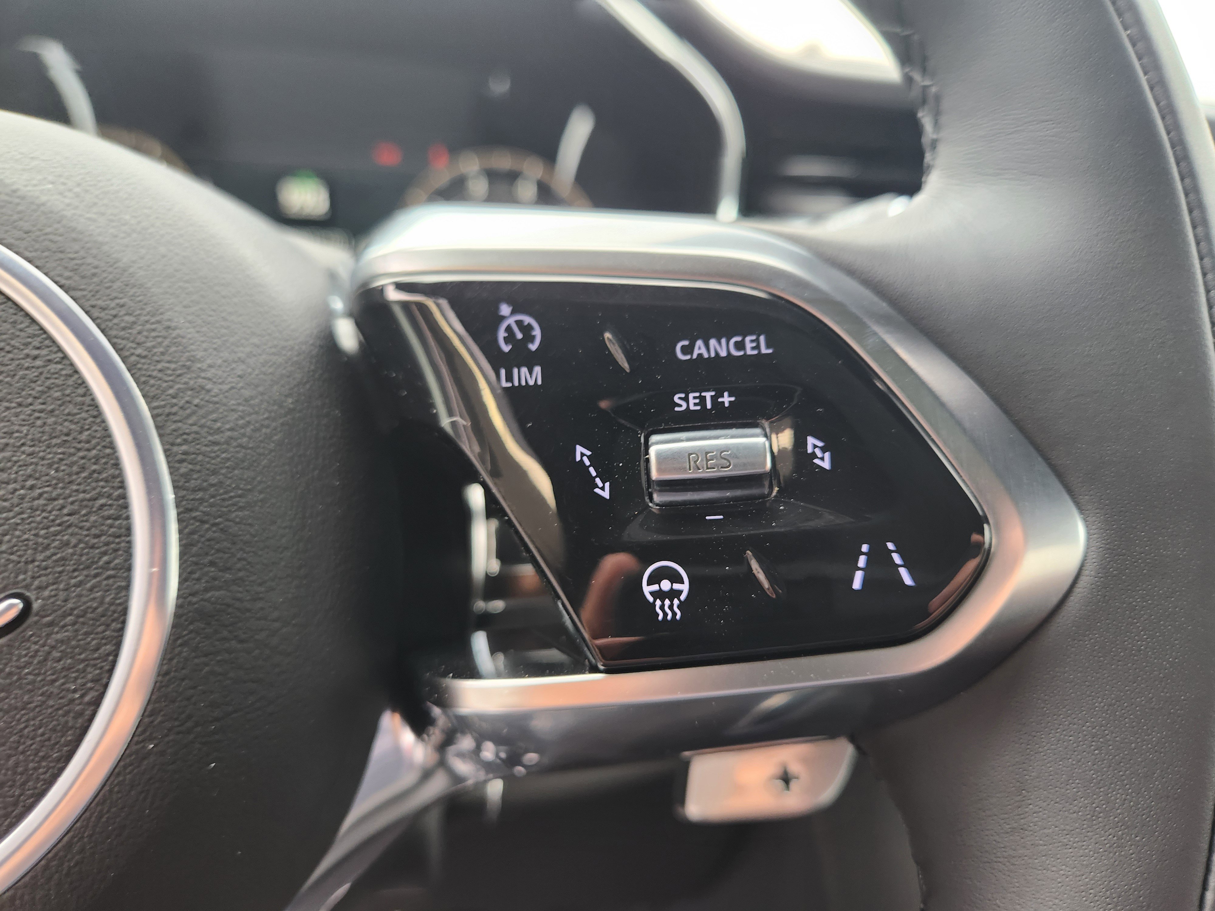 New 2026 Jaguar F-PACE R-Dynamic S image 11