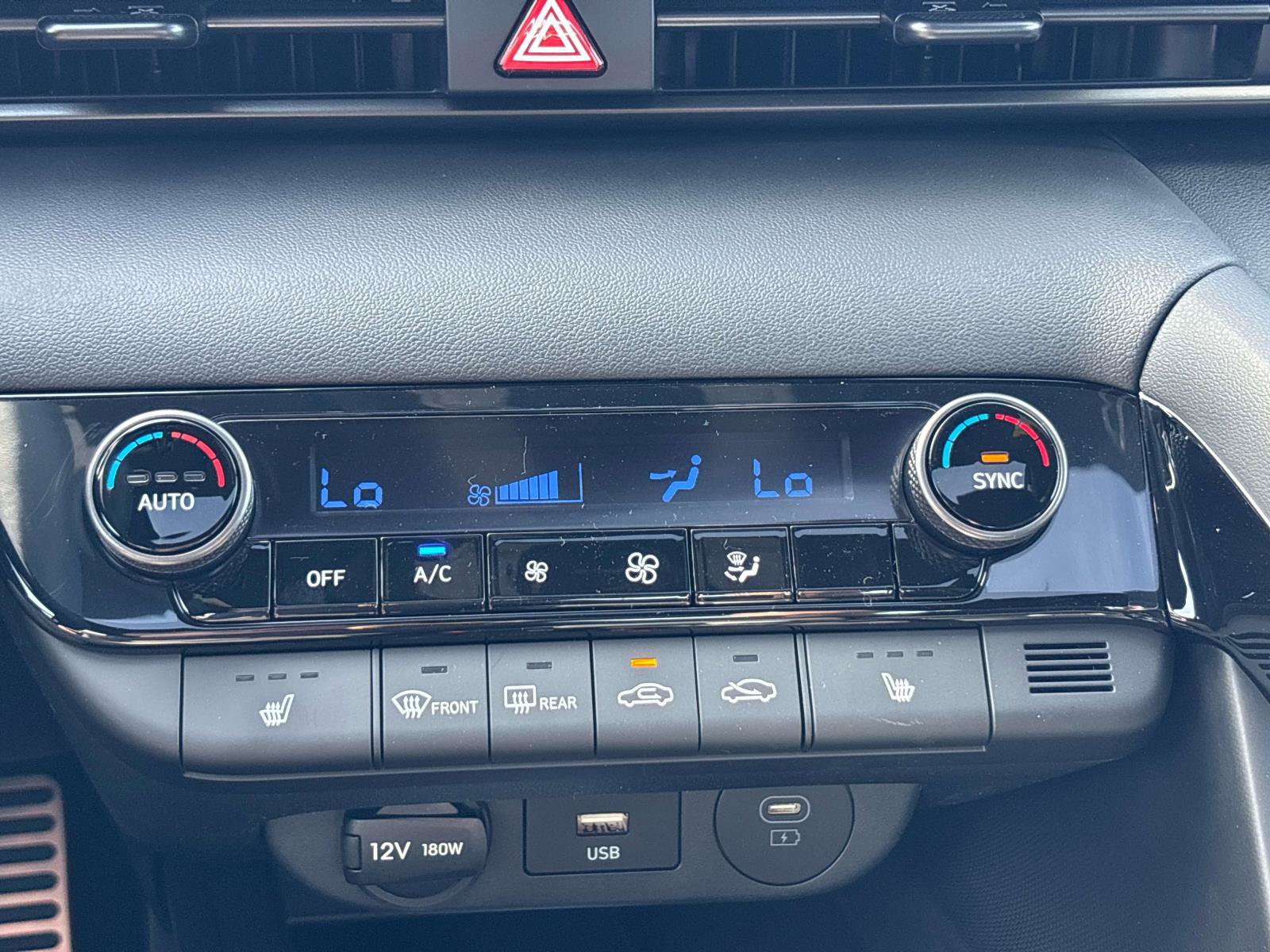 New 2026 Hyundai Elantra SEL Sport Premium FWD image 11
