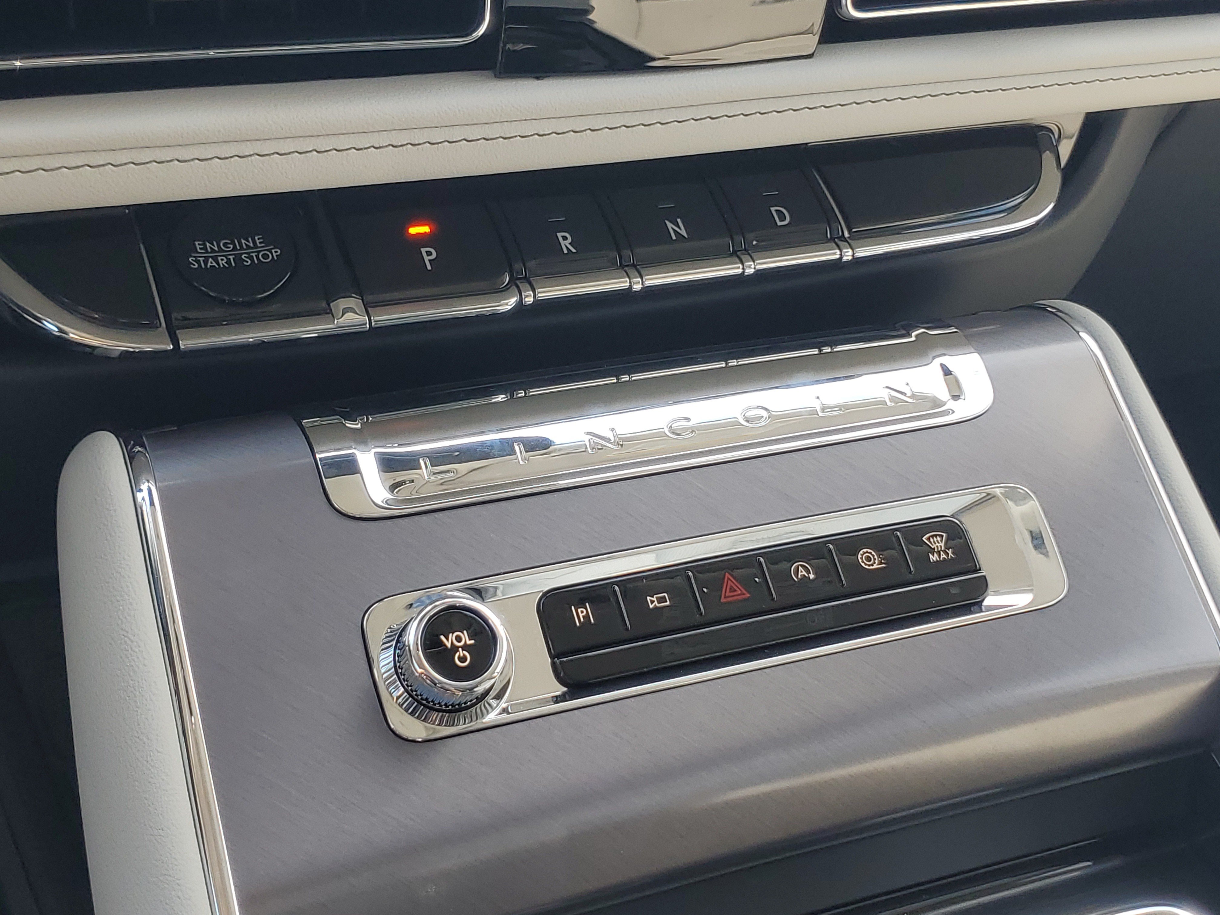 New 2027 Lincoln Aviator AWD image 20