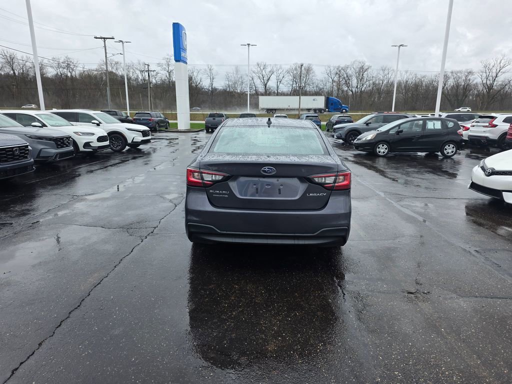 Used 2022 Subaru Legacy Limited w/ Popular Package #3 image 4