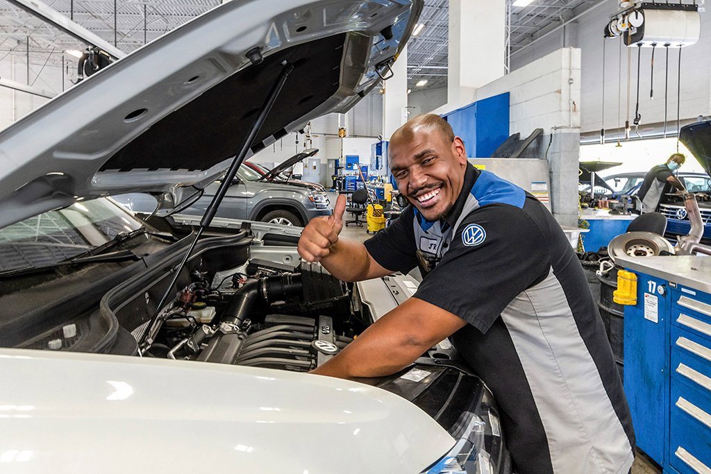 New 2025 Volkswagen GTI SE image 19