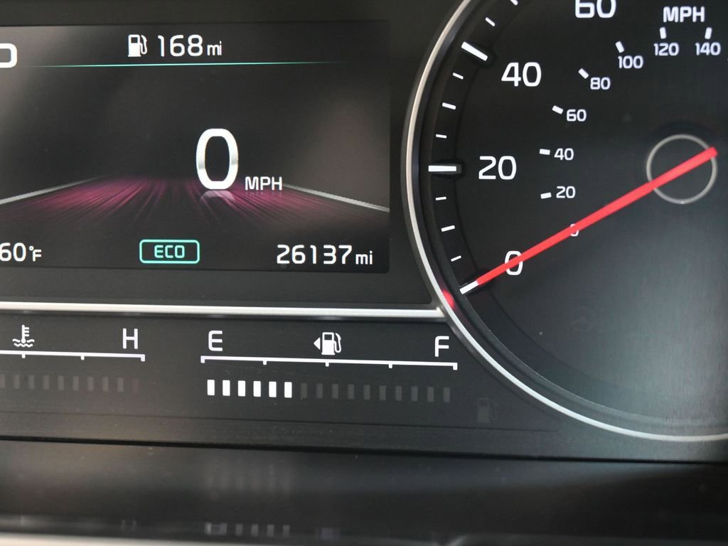 Used 2023 Kia Sorento S image 32