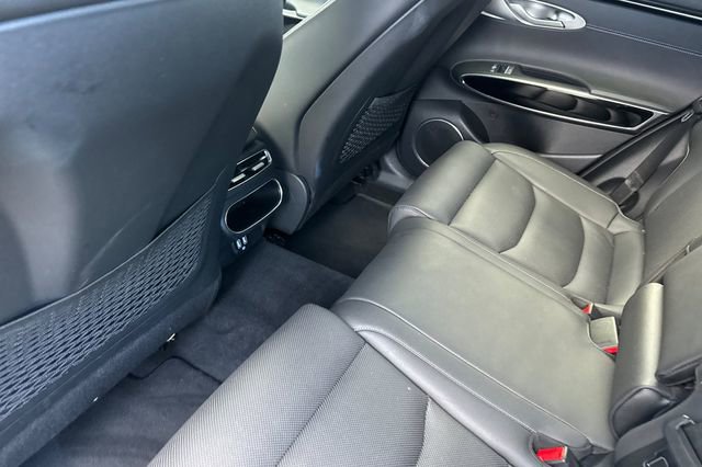 Used 2025 Genesis GV70 2.5T image 14