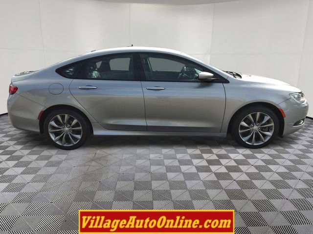 Used 2015 Chrysler 200 S w/ Navigation & Sound Group I image 13