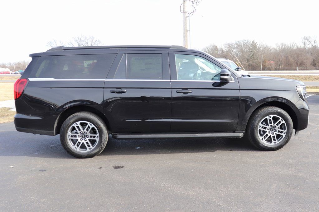 New 2026 Ford Expedition Max Active image 19