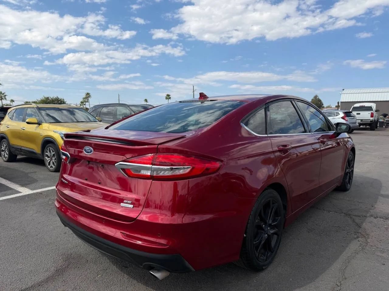 Used 2019 Ford Fusion SE w/ Equipment Group 151A FWD image 11