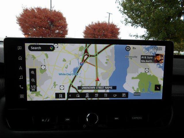 New 2025 Mitsubishi Outlander SE image 29