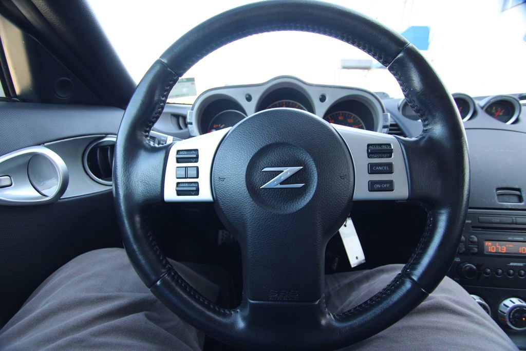 Used 2006 Nissan 350Z Touring image 17