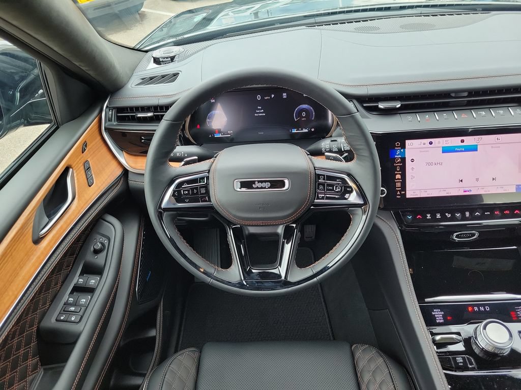 New 2026 Jeep Grand Cherokee Summit AWD/4WD image 8
