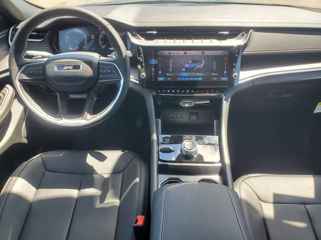 New 2026 Jeep Grand Cherokee Limited AWD/4WD image 16