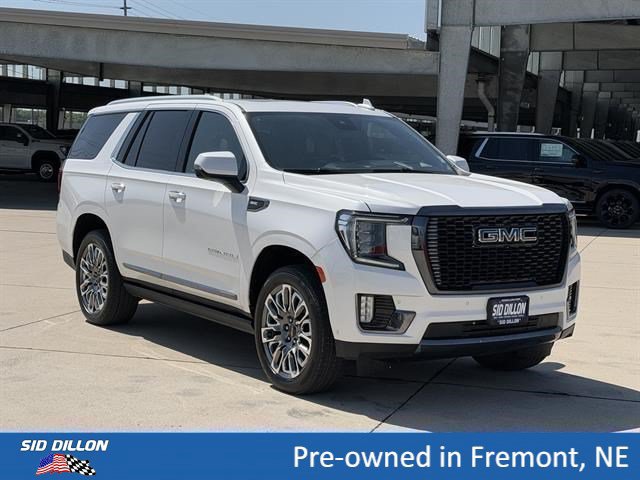 Used 2023 GMC Yukon Denali Ultimate AWD/4WD image 2