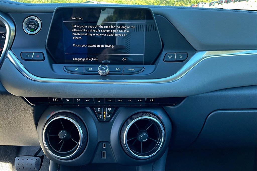 Used 2022 Chevrolet Blazer LT image 27