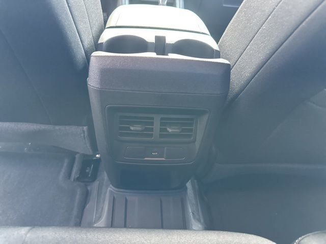 Used 2024 Chevrolet Colorado LT w/ LT Convenience Package image 17