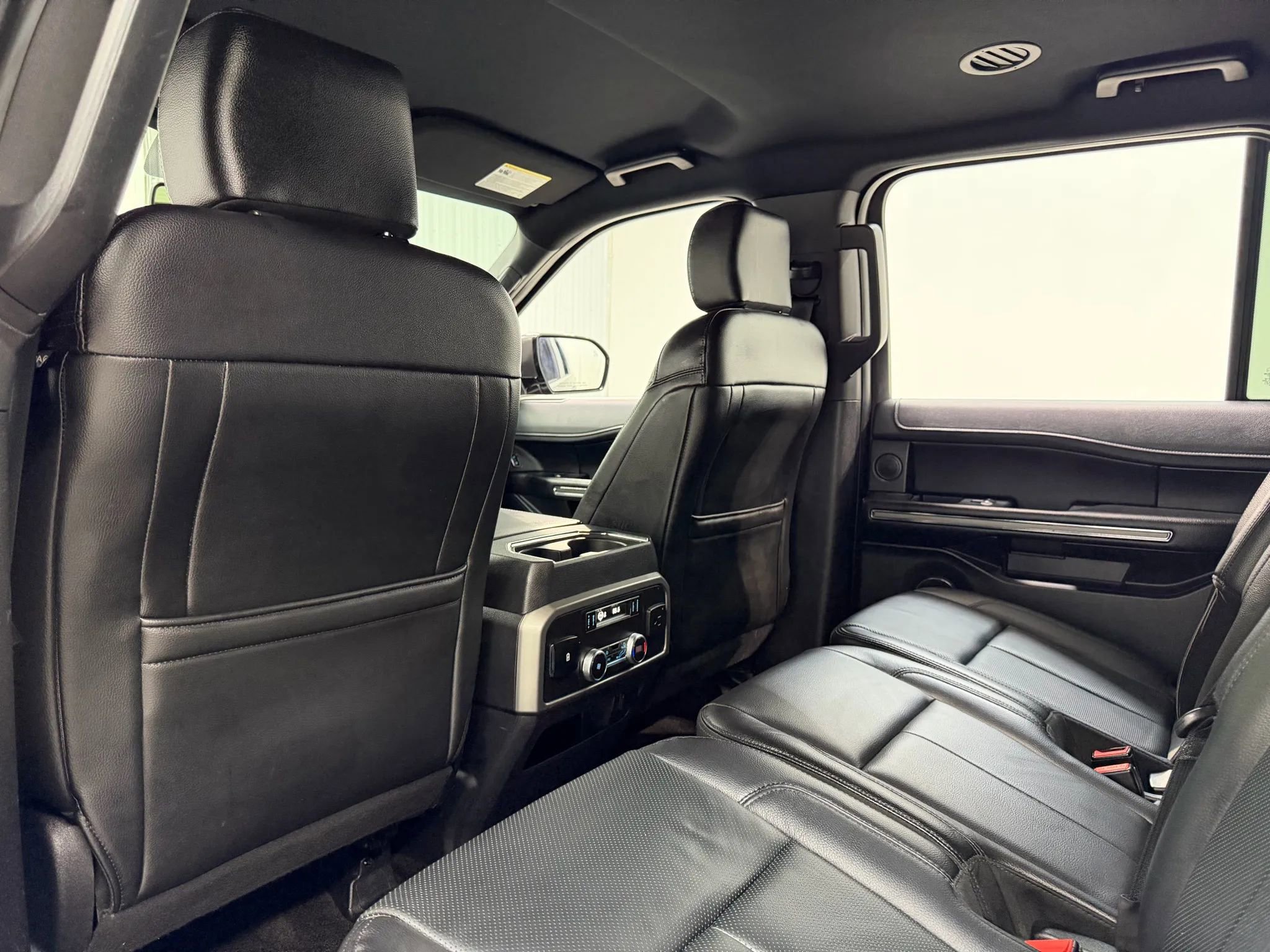 Used 2018 Ford Expedition Max XLT w/ Equipment Group 202A image 16