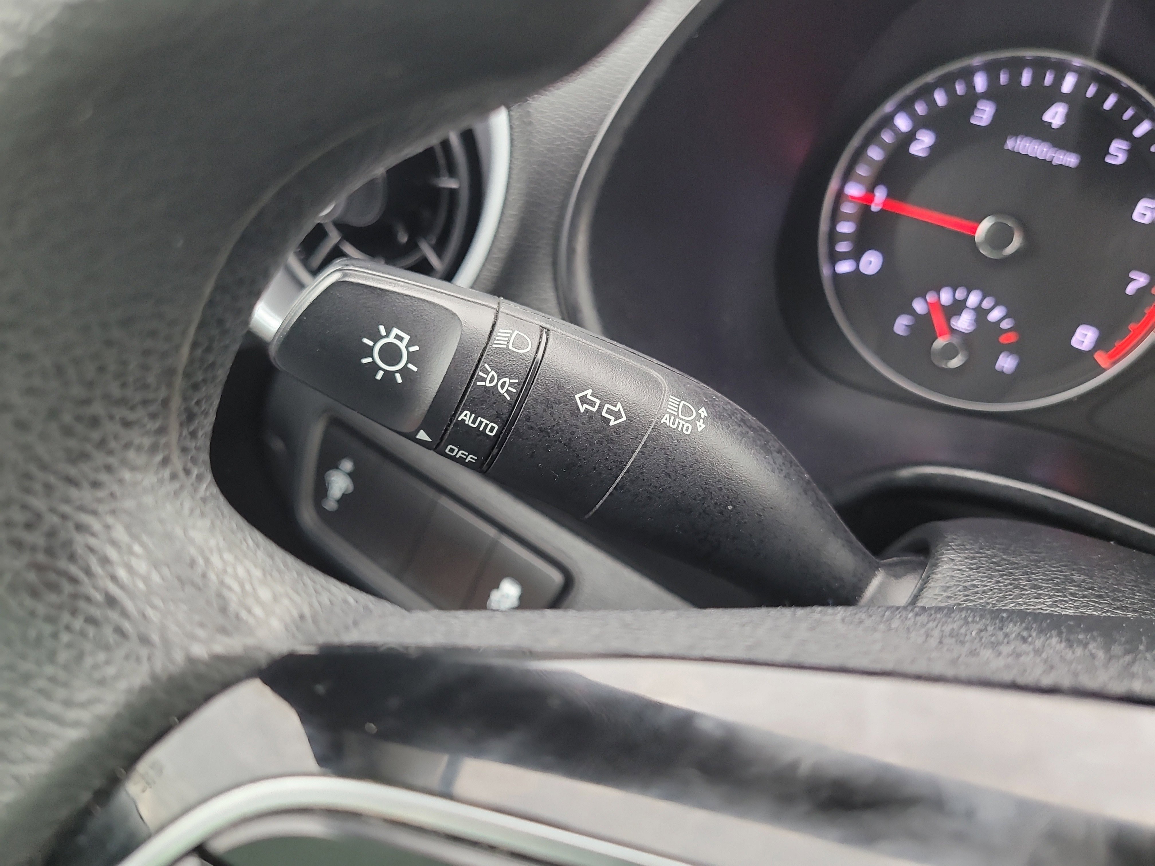 Used 2024 Kia Forte LXS image 29