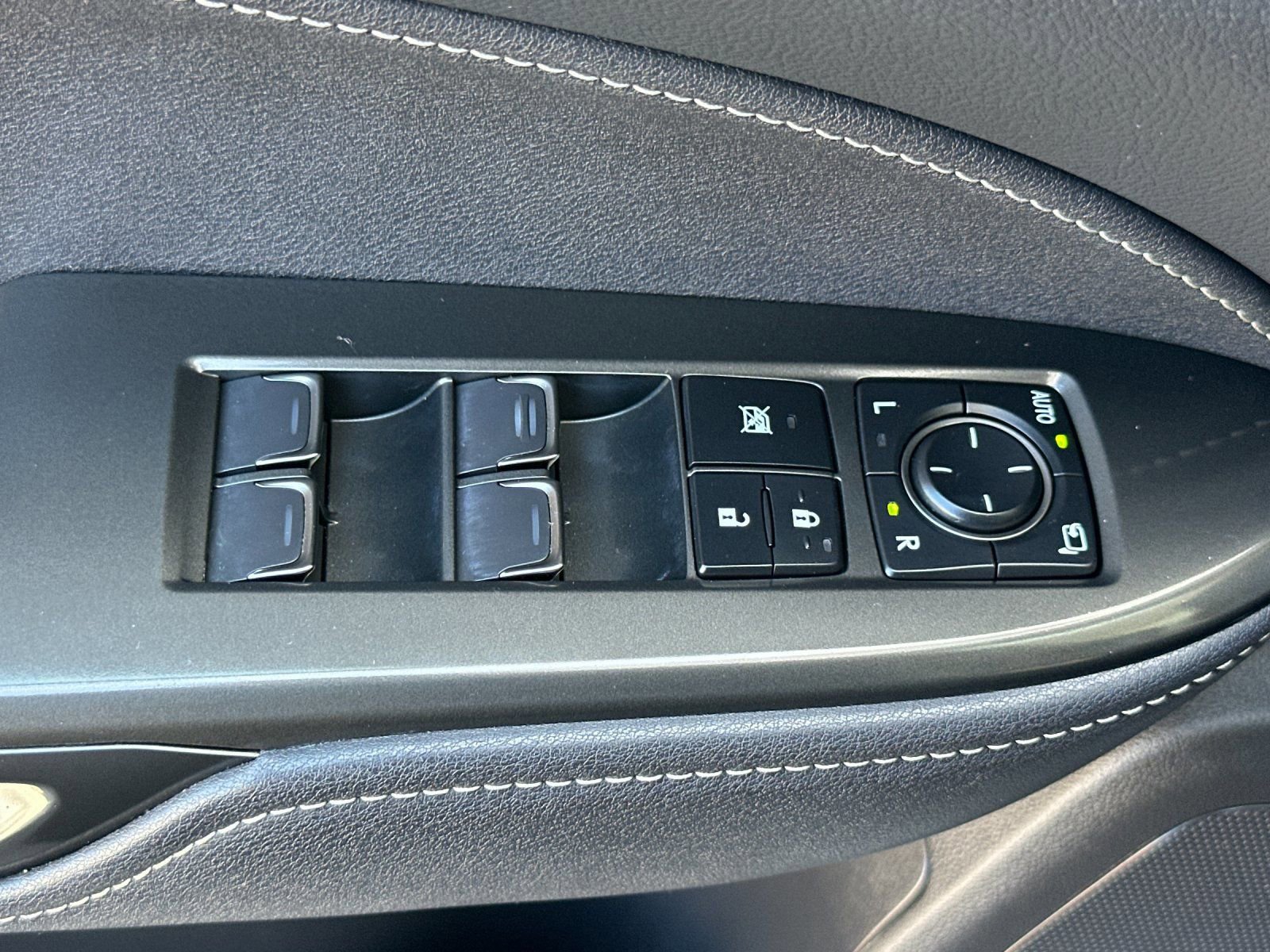 Used 2024 Lexus NX 350h AWD w/ Cold Area Package image 12