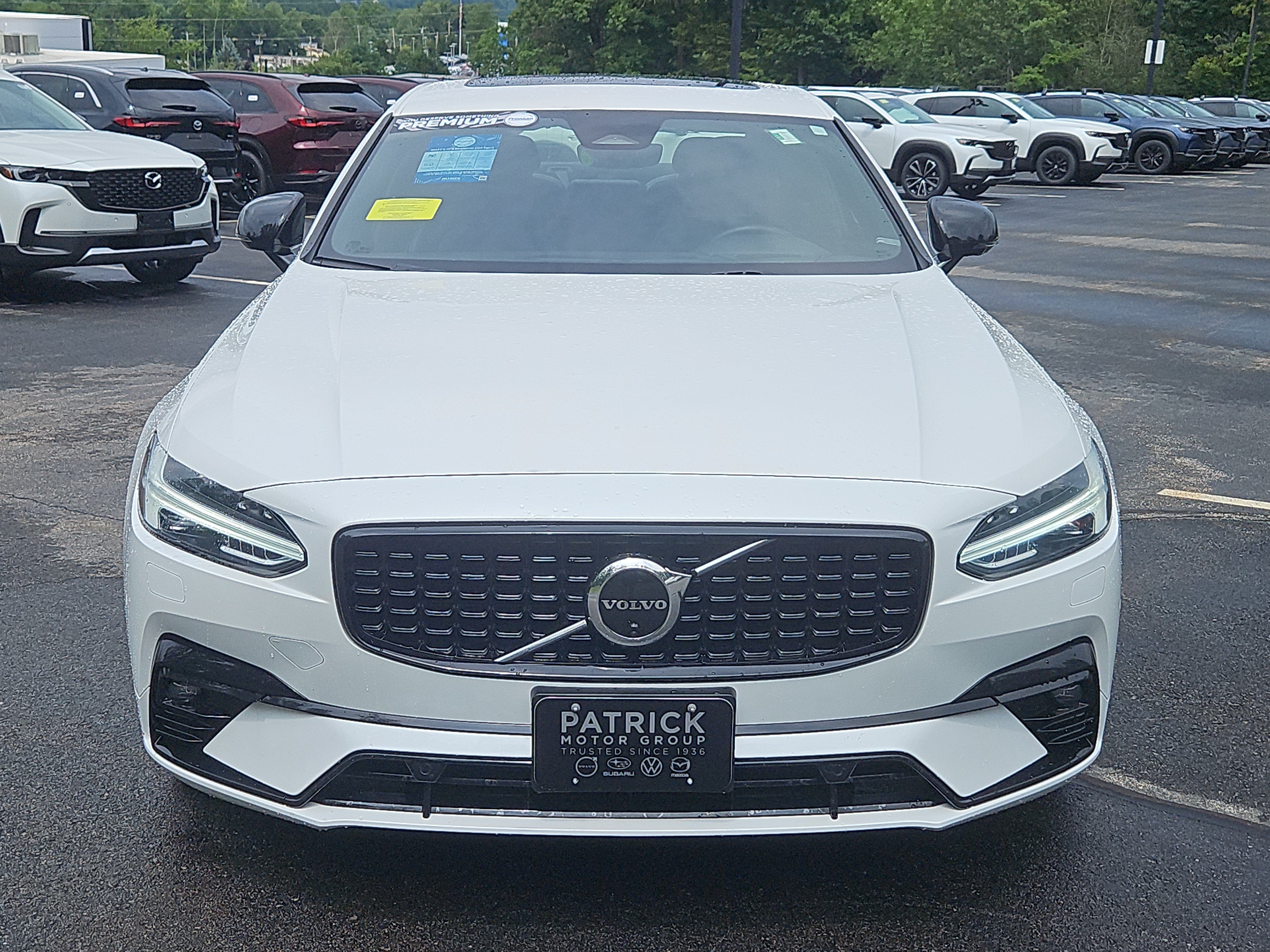 Used 2022 Volvo S90 B6 R-Design w/ Advanced Package AWD/4WD image 26