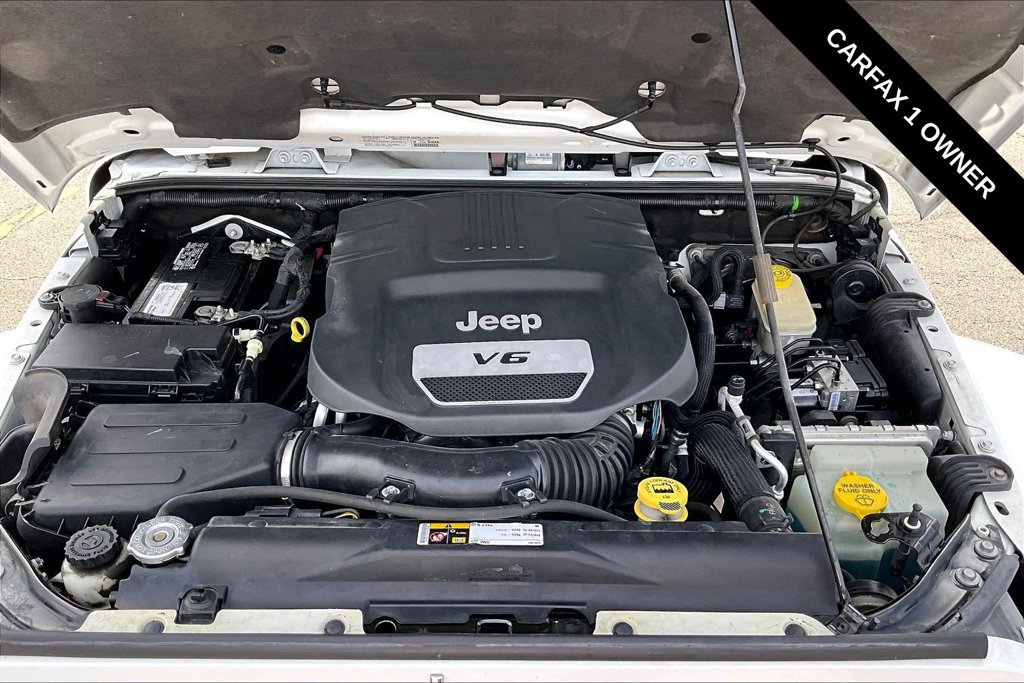 Used 2014 Jeep Wrangler Rubicon w/ Power Convenience Group AWD/4WD image 27