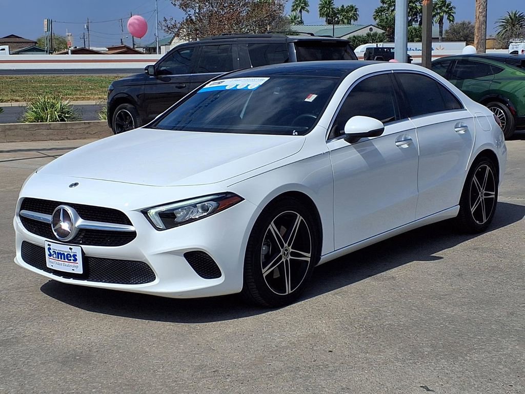 Used 2022 Mercedes-Benz A 220 image 3