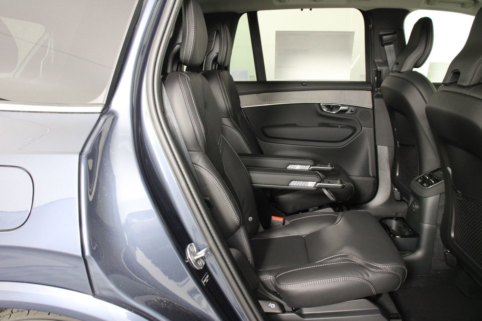 New 2026 Volvo XC90 T8 Ultra image 11