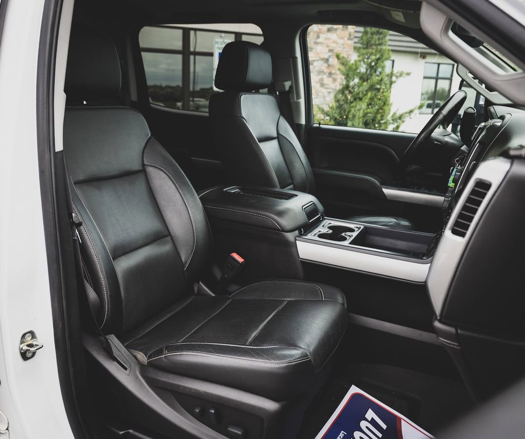 Used 2018 Chevrolet Silverado 2500 LTZ w/ Duramax Plus Package AWD/4WD image 34